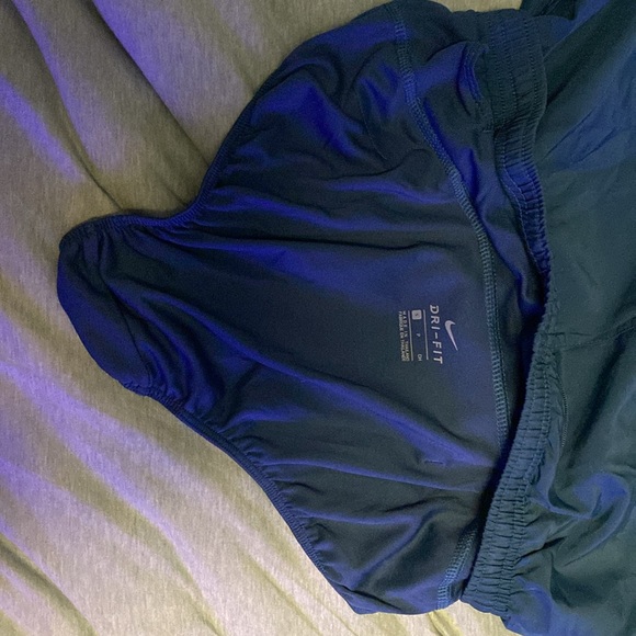 Nike running shorts - Picture 7 of 7